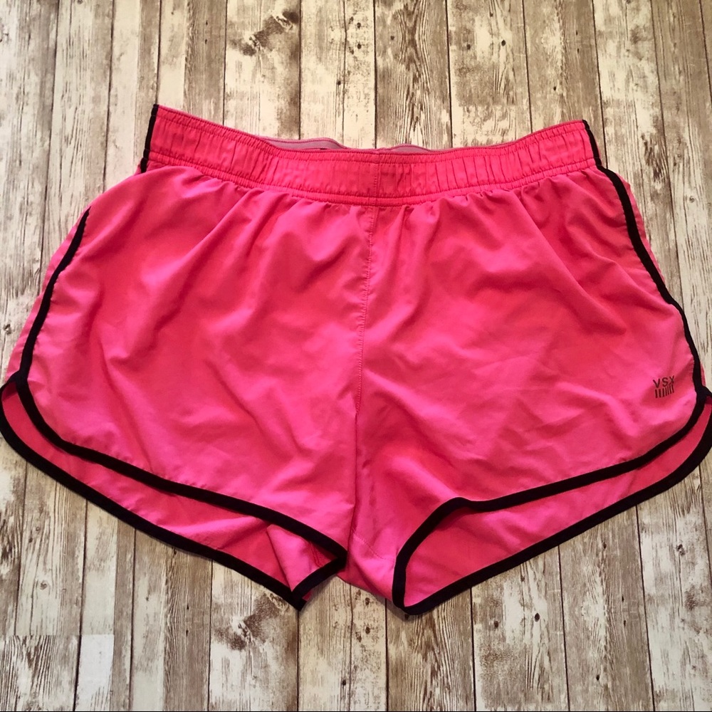Victoria’s Secret Sport shorts pink medium